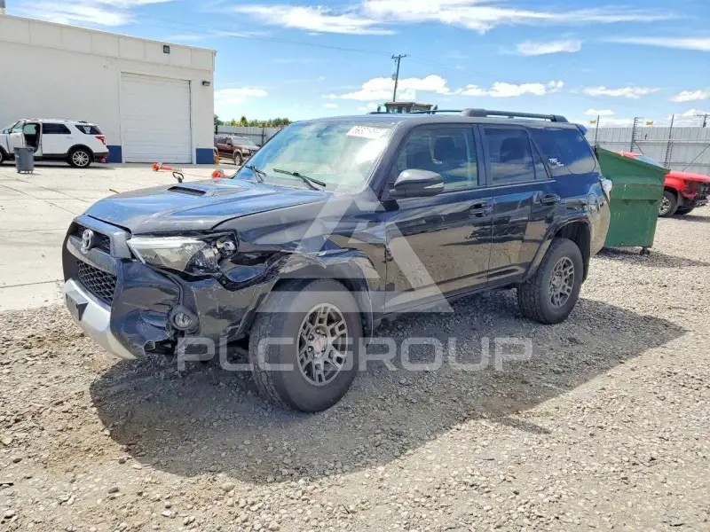 2019 Toyota 4 RUNNER фото