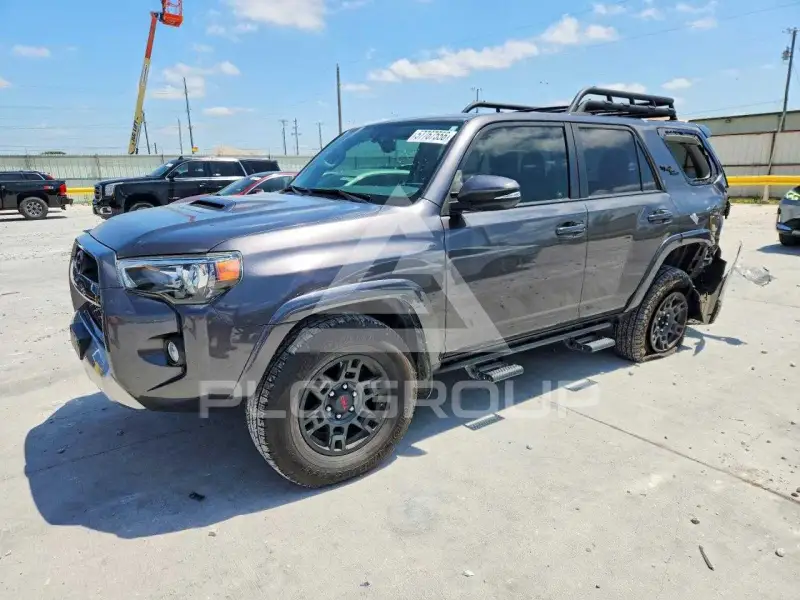 2019 Toyota 4 RUNNER фото