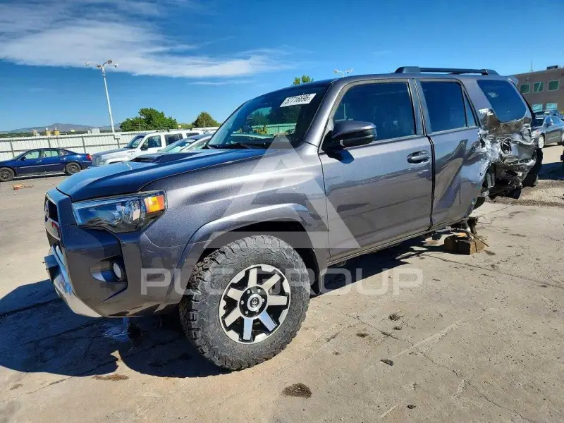 2019 Toyota 4 RUNNER фото