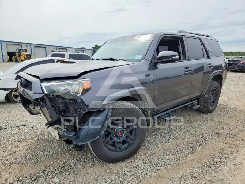 2019 Toyota 4 RUNNER photo