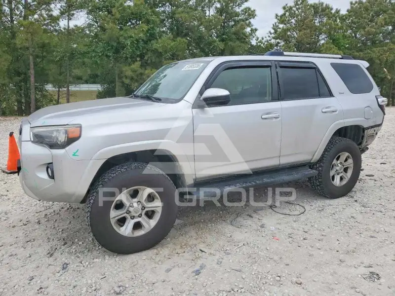 2019 Toyota 4 RUNNER photo
