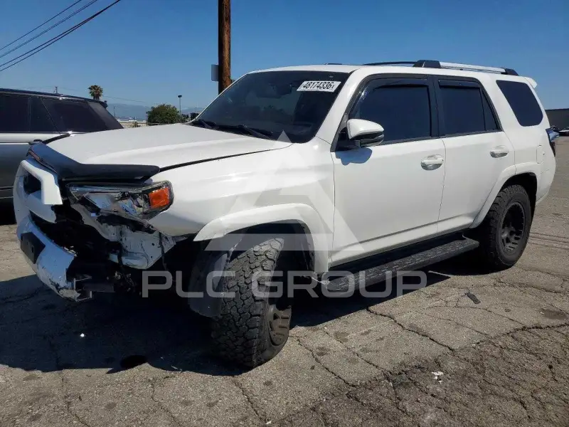 2019 Toyota 4 RUNNER фото