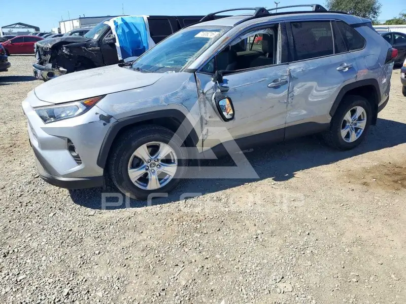 2019 Toyota RAV4 фото