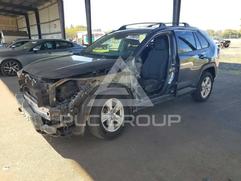 2019 Toyota RAV4 фото