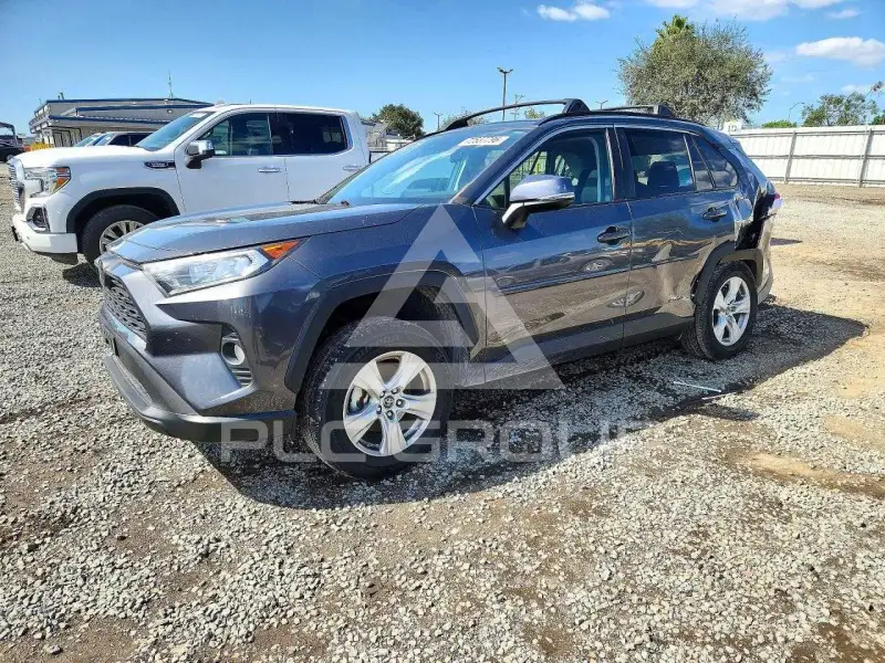2019 Toyota RAV4 фото
