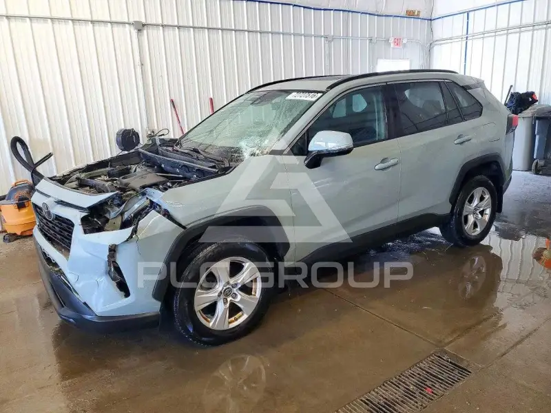 2019 Toyota RAV4 photo