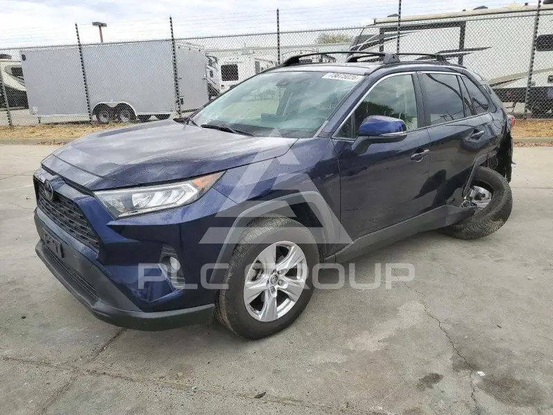 2019 Toyota RAV4 фото