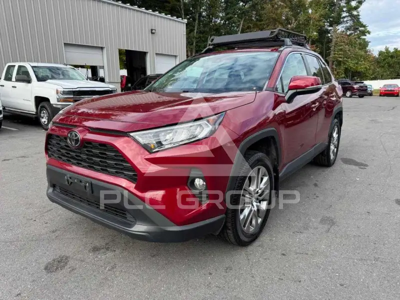 2019 Toyota RAV4 фото