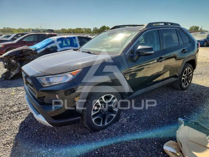 2019 Toyota RAV4 фото