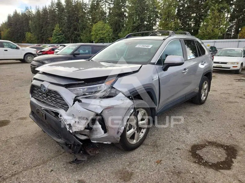 2019 Toyota RAV4 фото