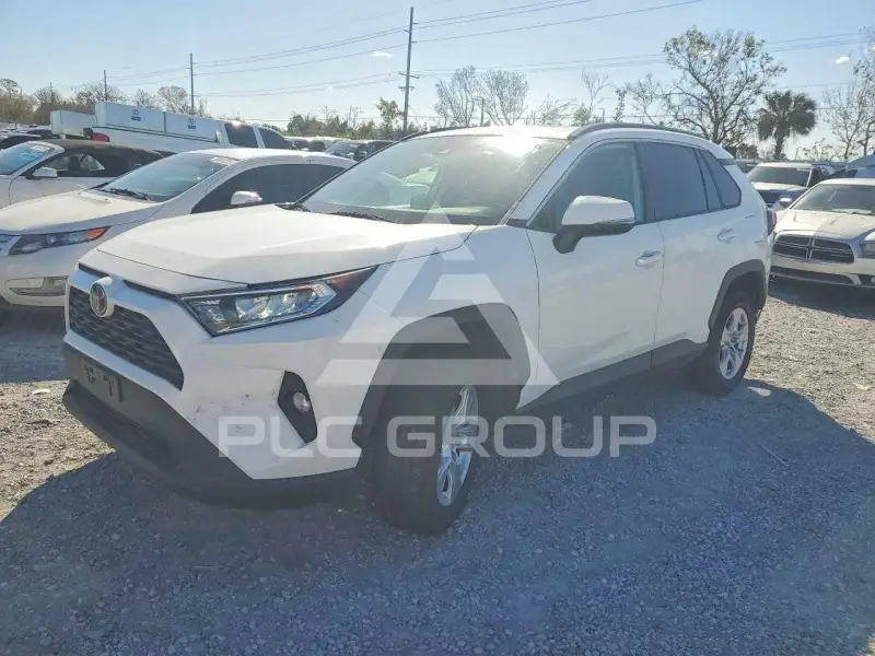 2019 Toyota RAV4 фото