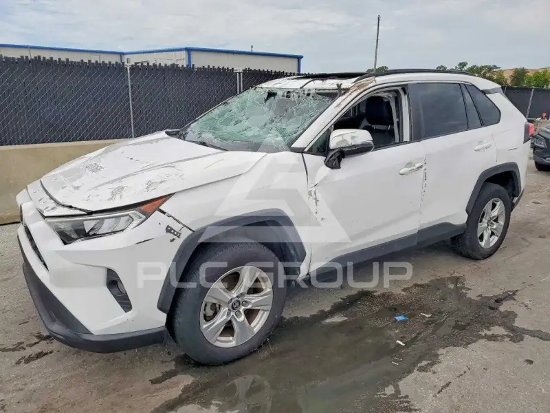2019 Toyota RAV4 фото