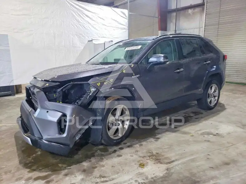 2019 Toyota RAV4 фото