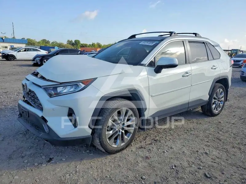 2019 Toyota RAV4 фото