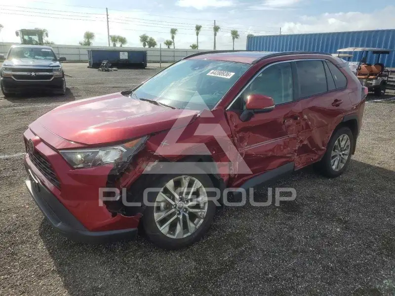 2019 Toyota RAV4 фото