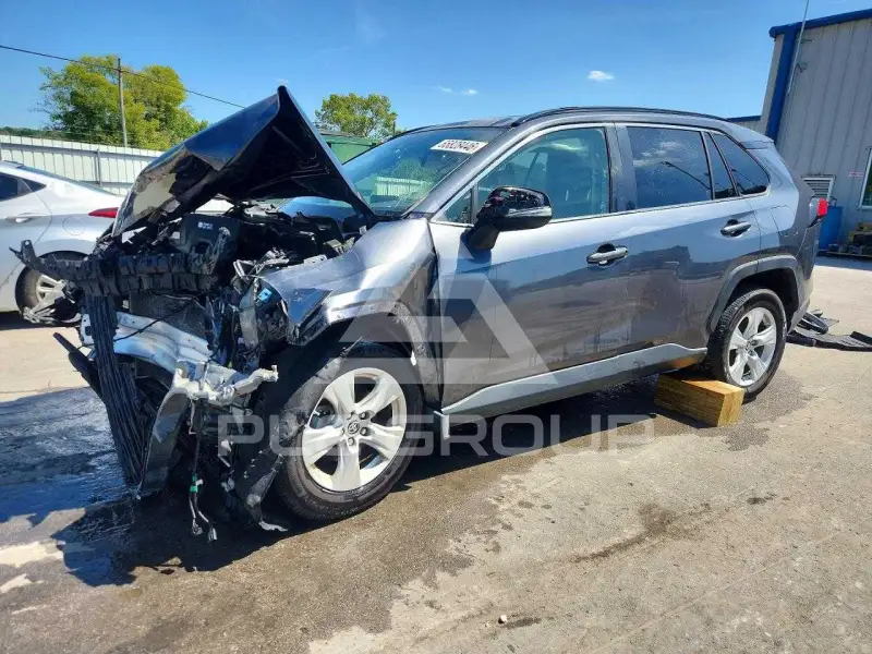 2019 Toyota RAV4 фото