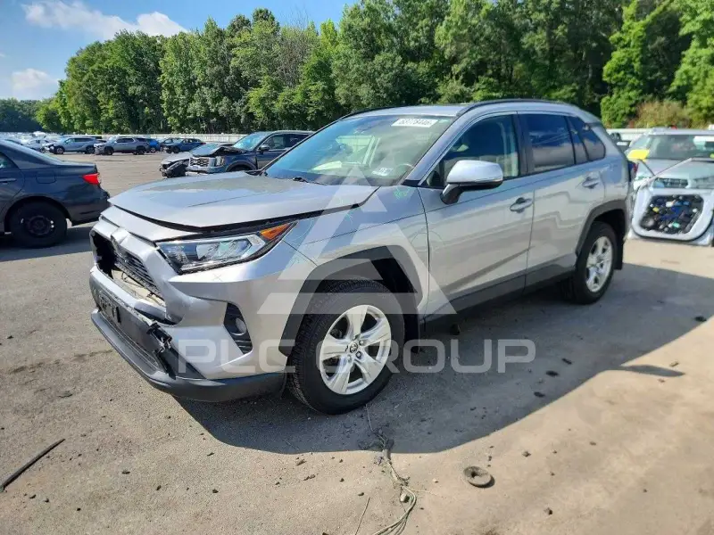 2019 Toyota RAV4 фото
