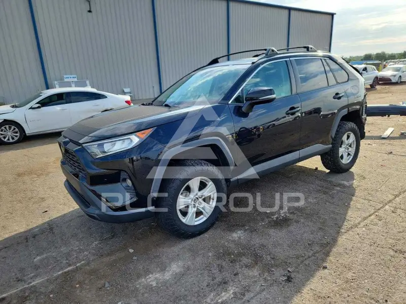 2019 Toyota RAV4 фото