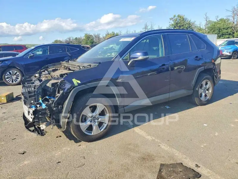 2019 Toyota RAV4 фото