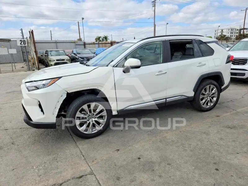 2019 Toyota RAV4 фото