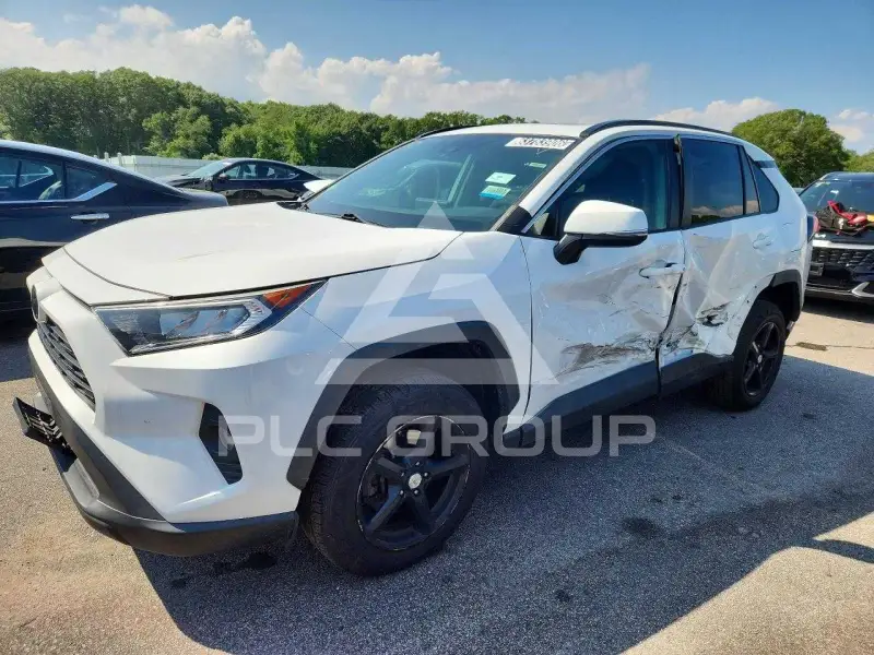 2019 Toyota RAV4 фото