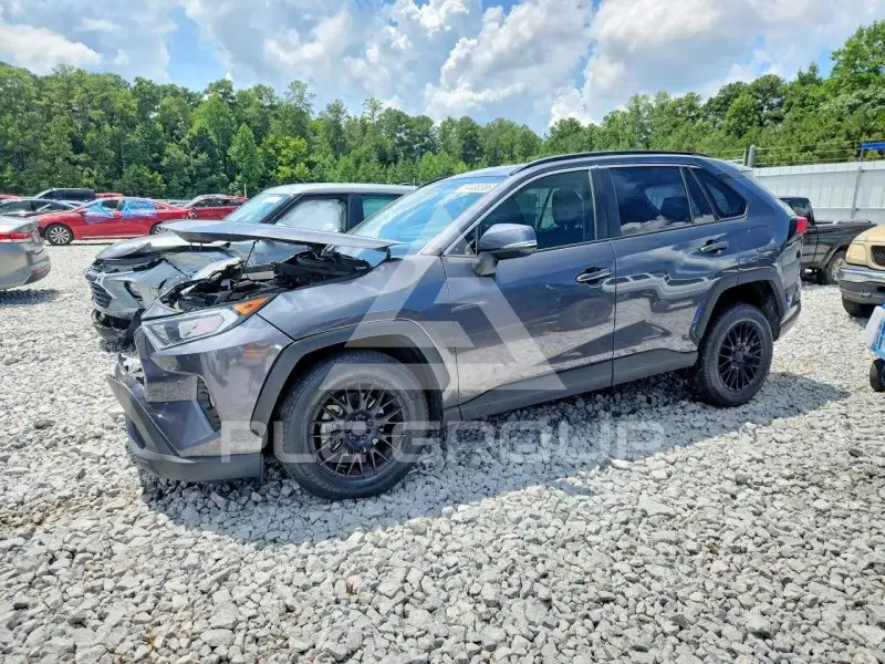 2019 Toyota RAV4 photo