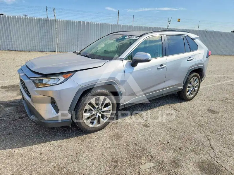 2019 Toyota RAV4 photo