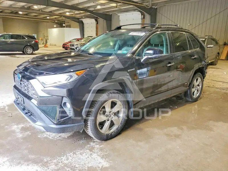 2019 Toyota RAV4 фото