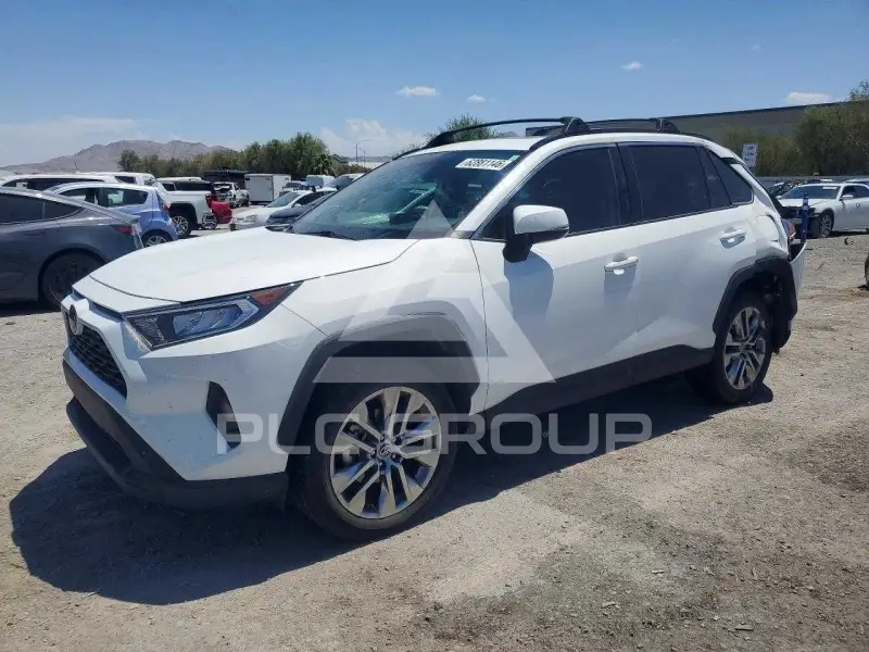 2019 Toyota RAV4 фото