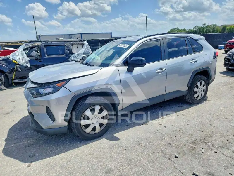 2019 Toyota RAV4 фото