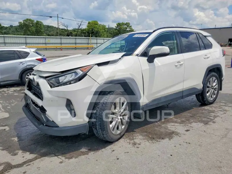 2019 Toyota RAV4 photo