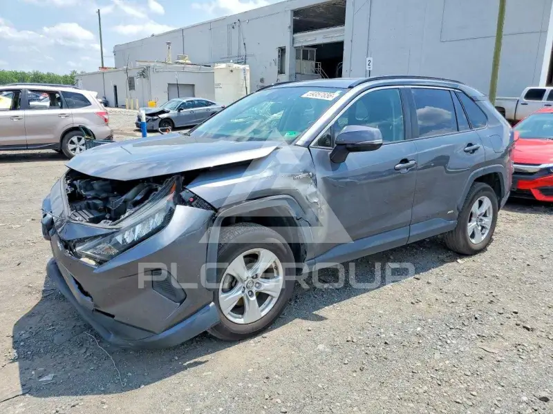 2019 Toyota RAV4 фото
