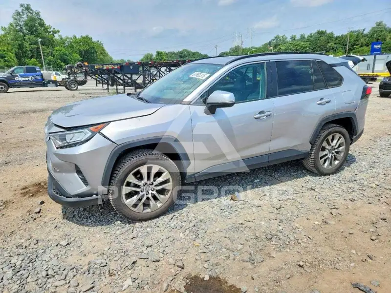 2019 Toyota RAV4 photo