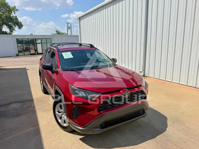 2019 Toyota RAV4 фото
