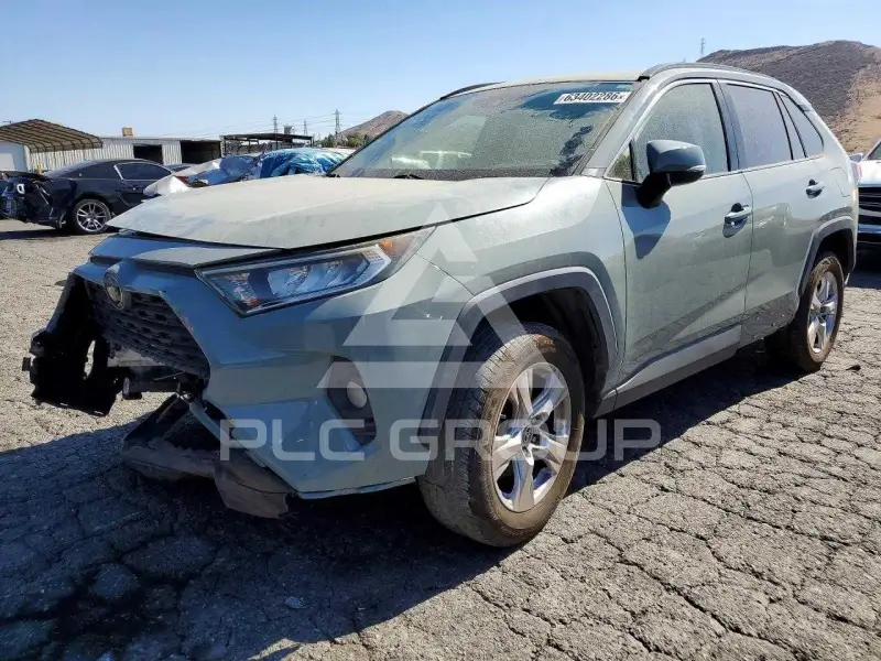2019 Toyota RAV4 фото