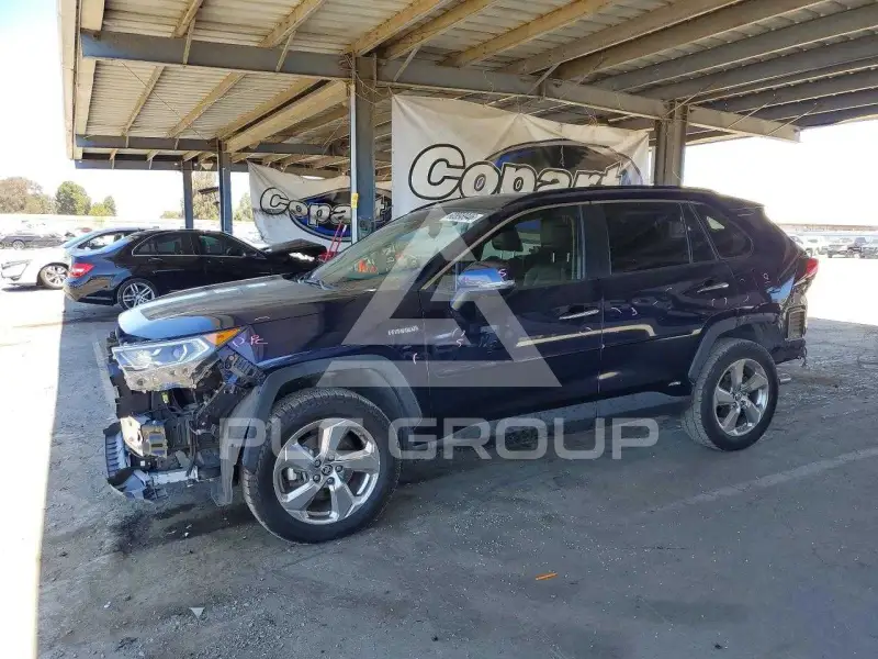 2019 Toyota RAV4 фото