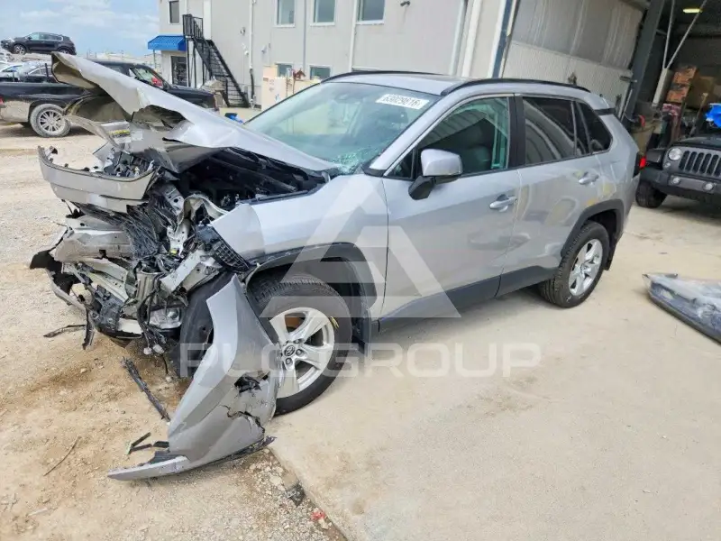 2019 Toyota RAV4 фото