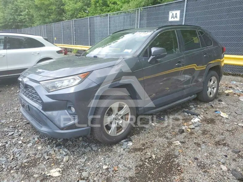 2019 Toyota RAV4 фото