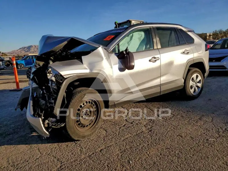 2019 Toyota RAV4 фото