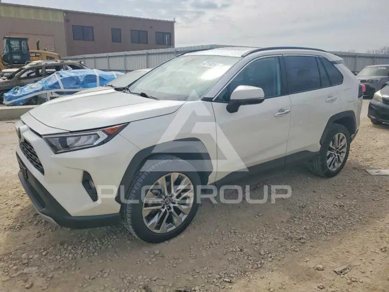 2019 Toyota RAV4 фото