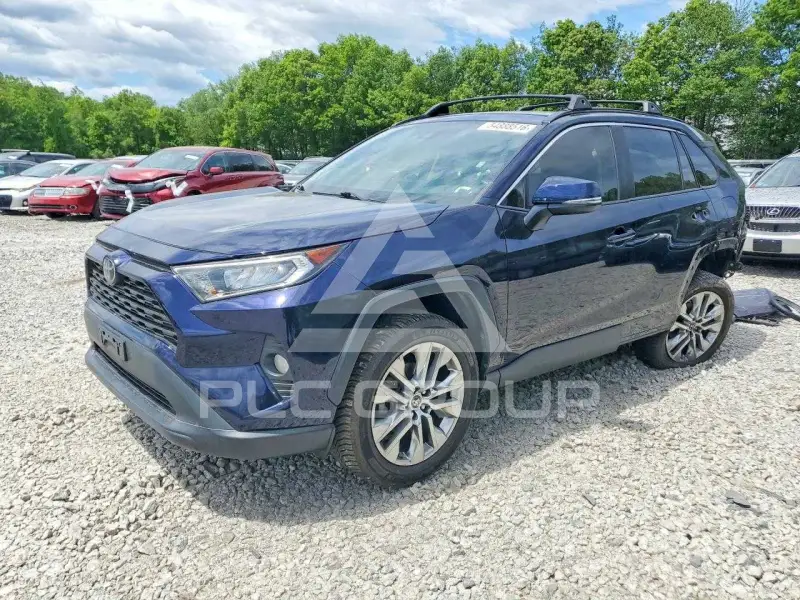 2019 Toyota RAV4 фото