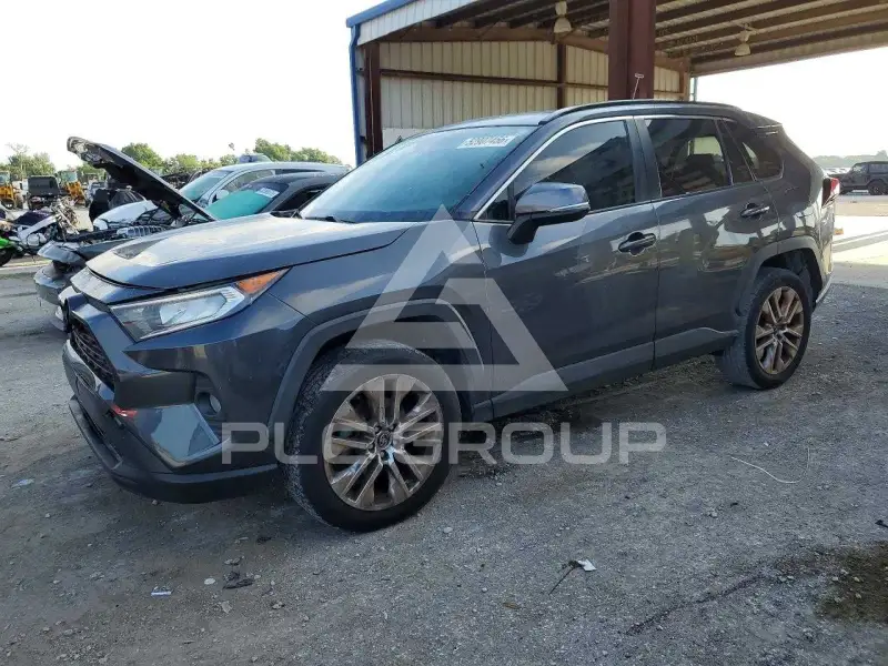 2019 Toyota RAV4 фото