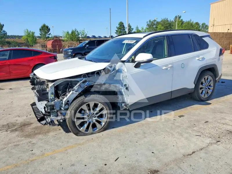 2019 Toyota RAV4 фото