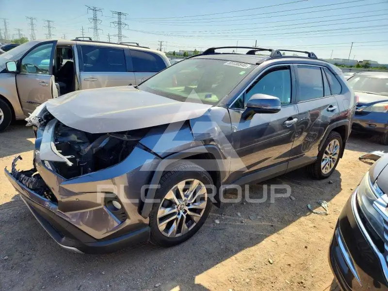 2019 Toyota RAV4 фото