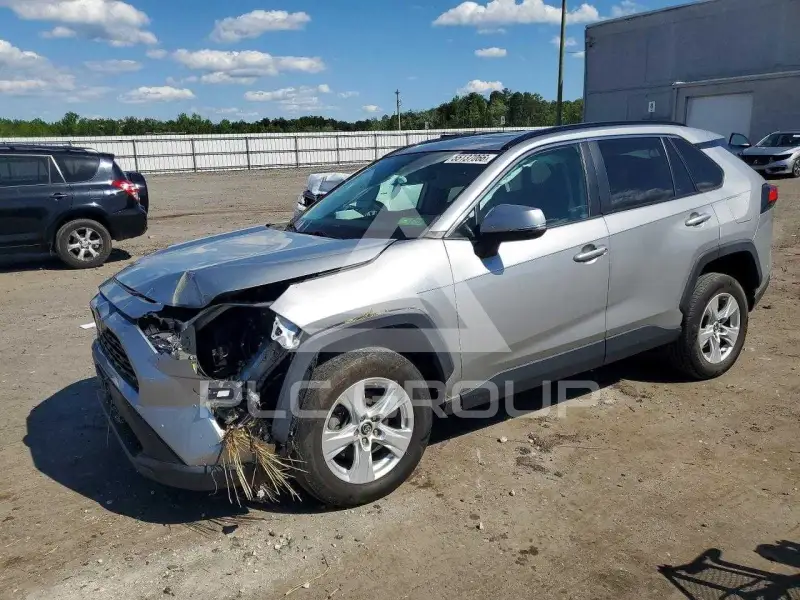 2019 Toyota RAV4 фото