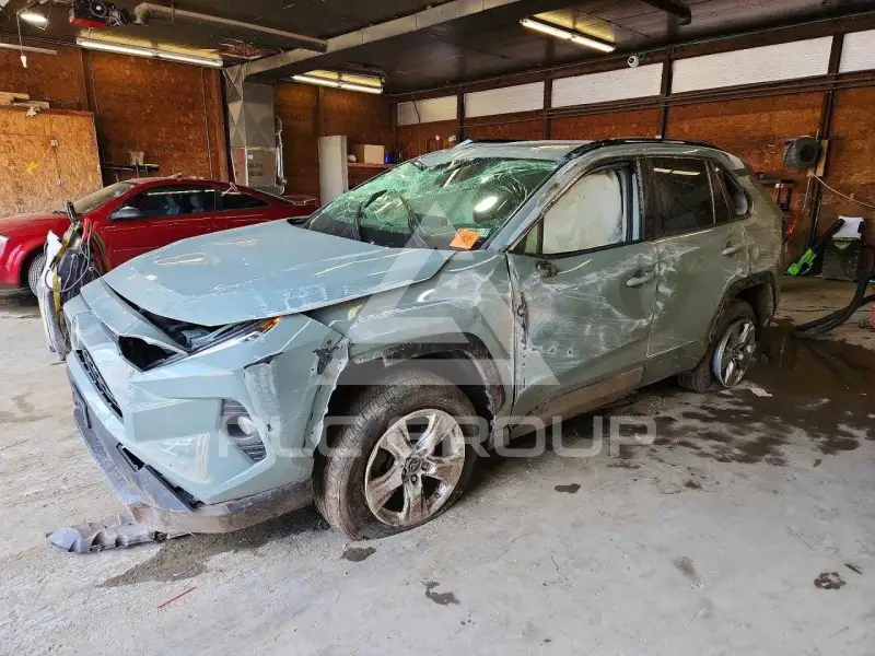 2019 Toyota RAV4 фото
