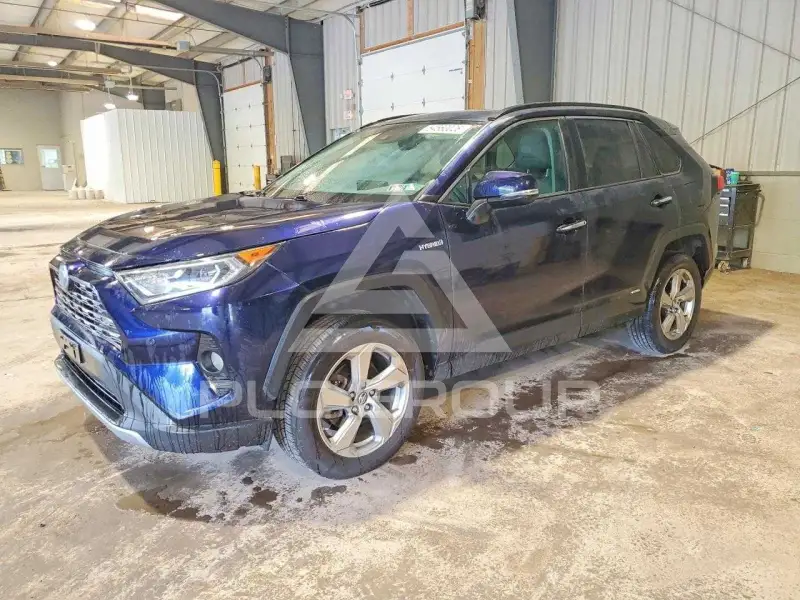 2019 Toyota RAV4 фото