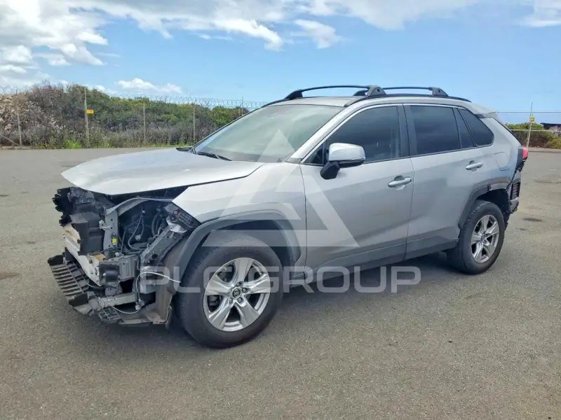2019 Toyota RAV4 photo