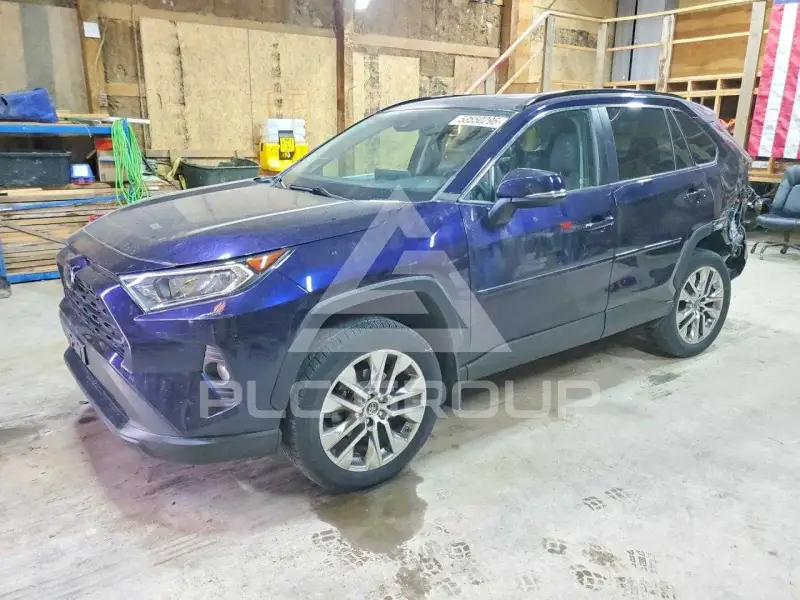 2019 Toyota RAV4 фото