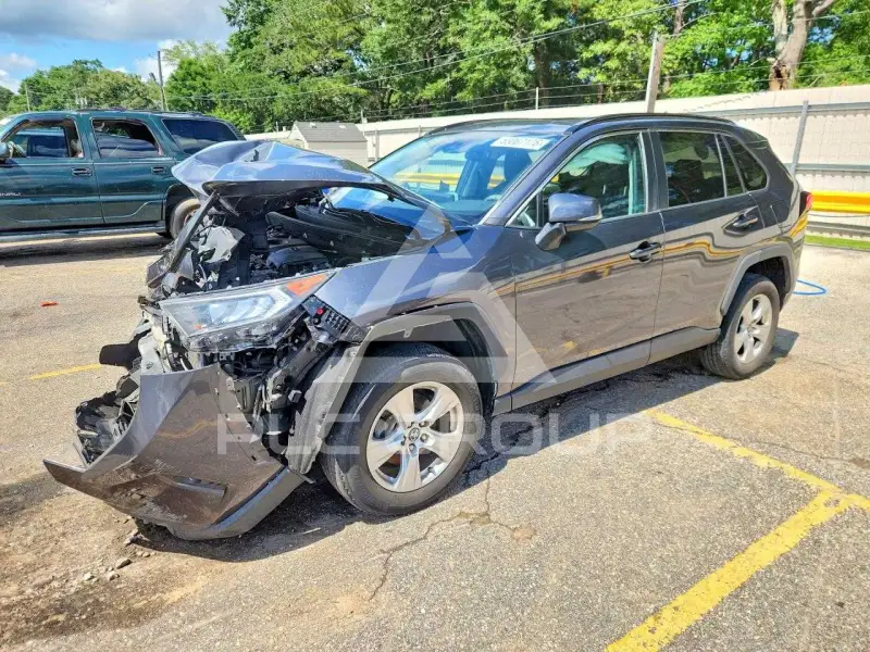 2019 Toyota RAV4 фото
